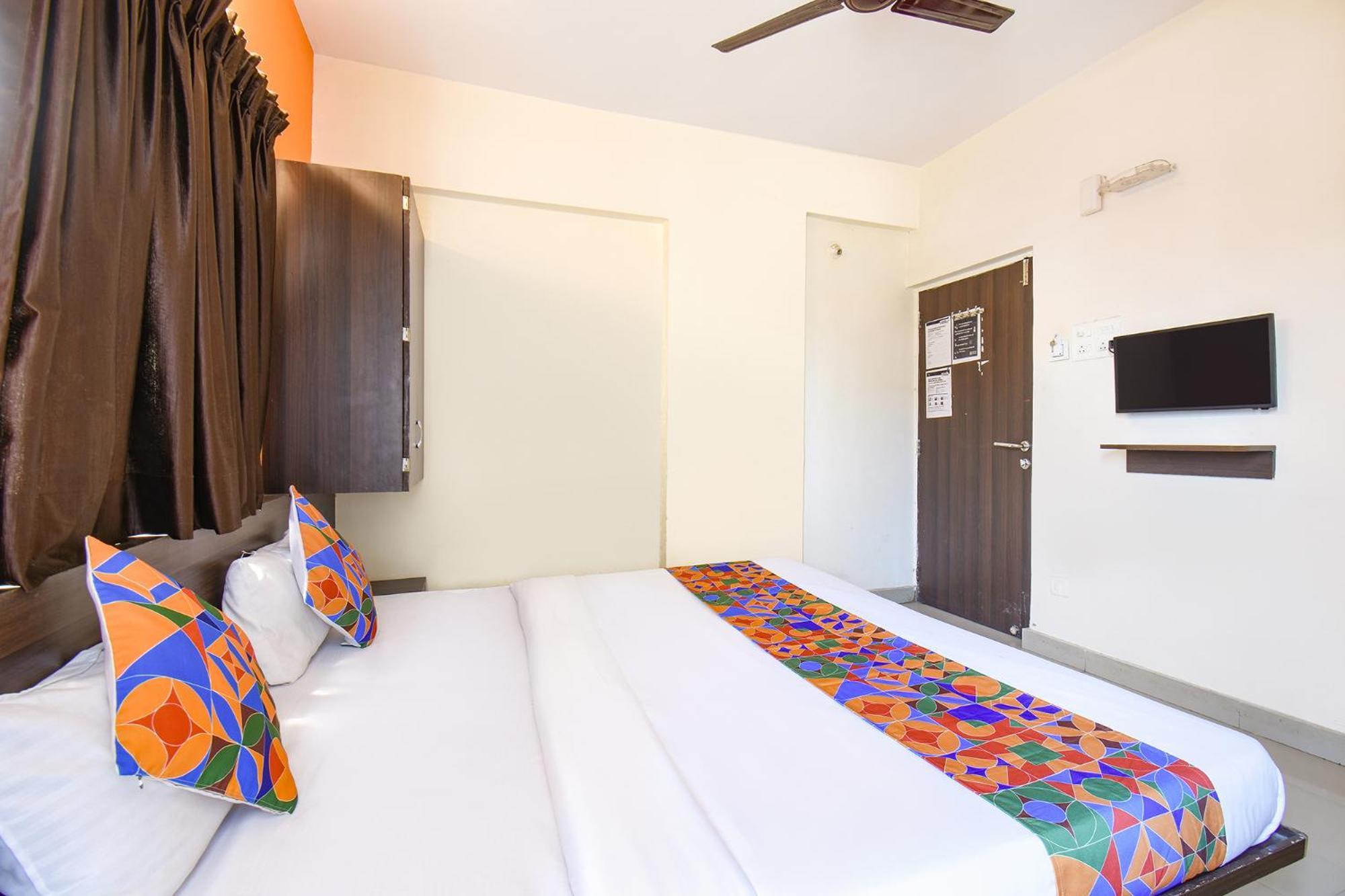 Fabexpress Comfort Executive - Nr Butterfly Park - Хинджавади Экстерьер фото
