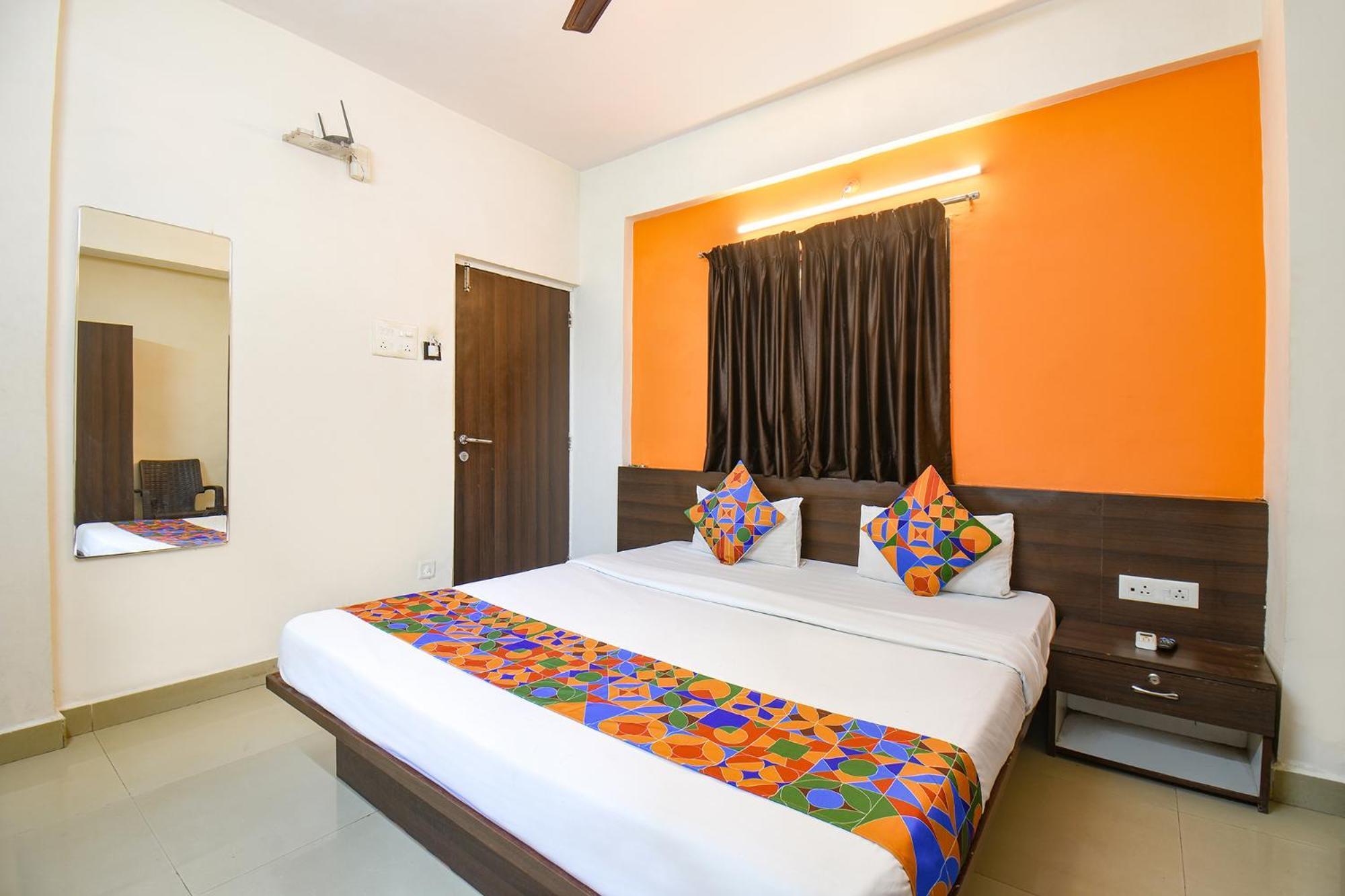 Fabexpress Comfort Executive - Nr Butterfly Park - Хинджавади Экстерьер фото